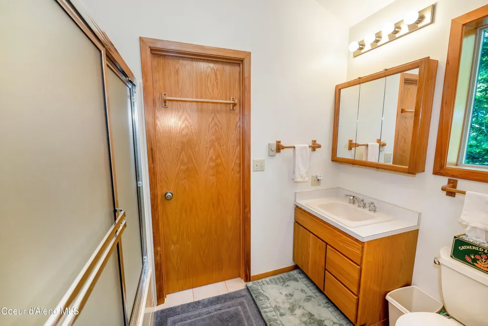 52 White Fir Lane Nordman, ID 83848