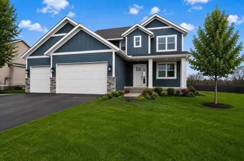 635 Parkside Court