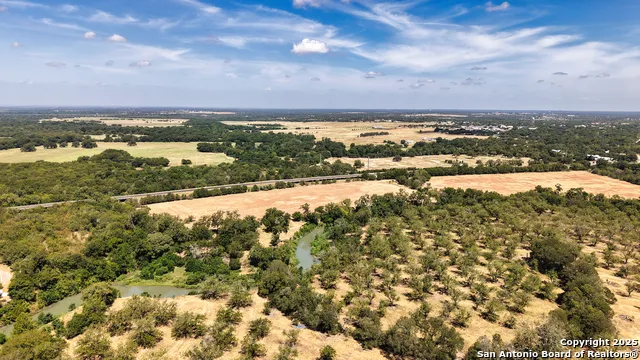 000 State Hwy 80 S Luling, TX 78648