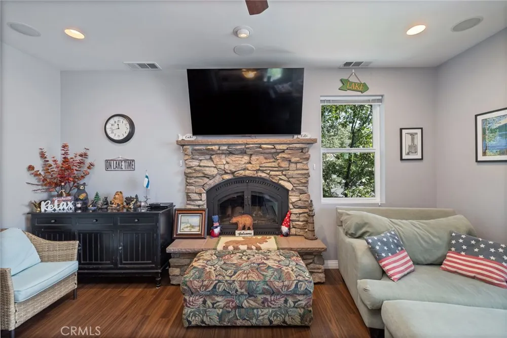 39317 Point Bass Lake, CA 93604