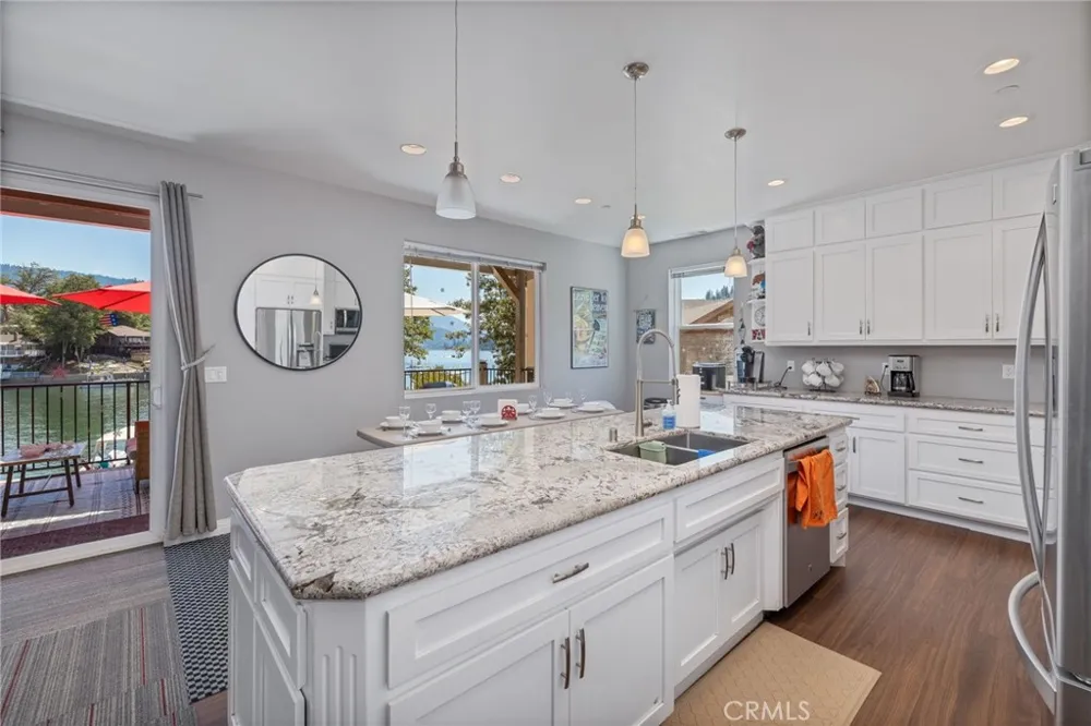 39317 Point Bass Lake, CA 93604