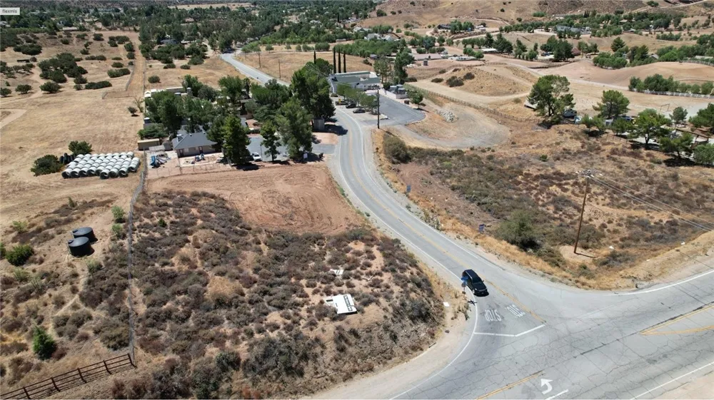 Corner Sierra Hwy & Agua Dulce Agua Dulce, CA 91390