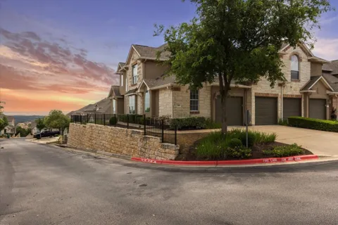 210 Aria Ridge #601