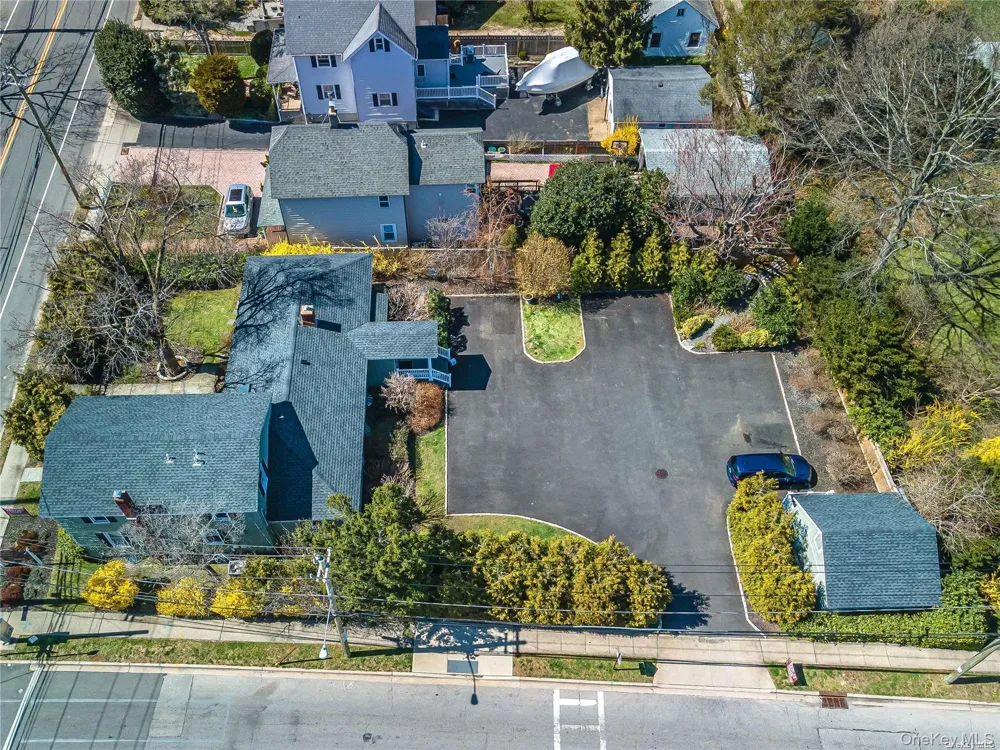 188 W Main Street Oyster Bay, NY 11771