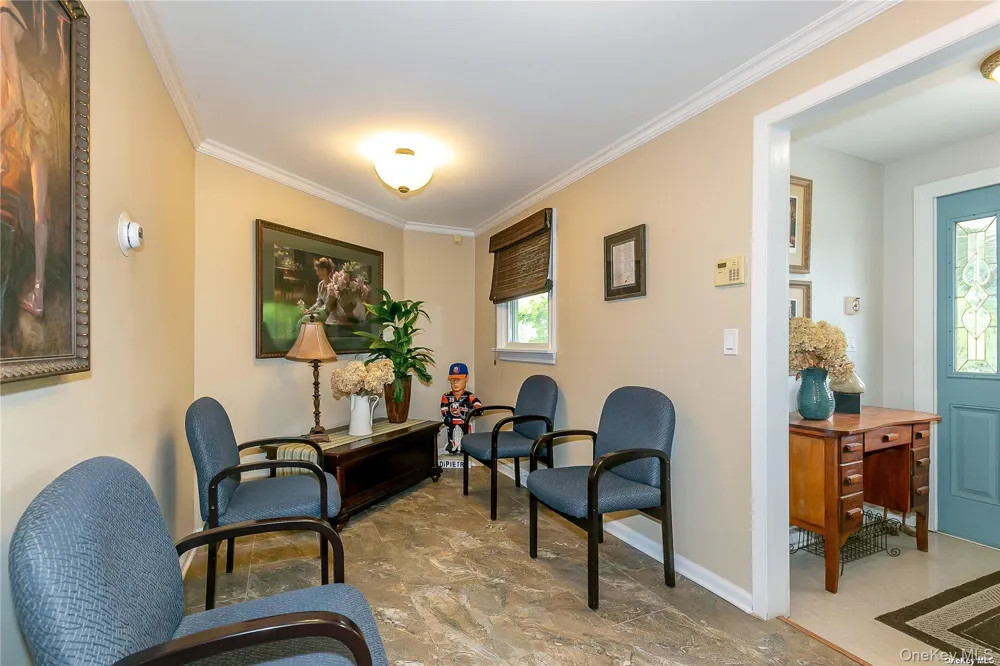 188 W Main Street Oyster Bay, NY 11771