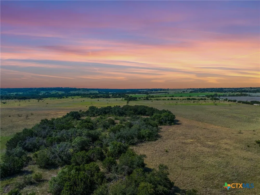 County Road 520 Hamilton, TX 76531