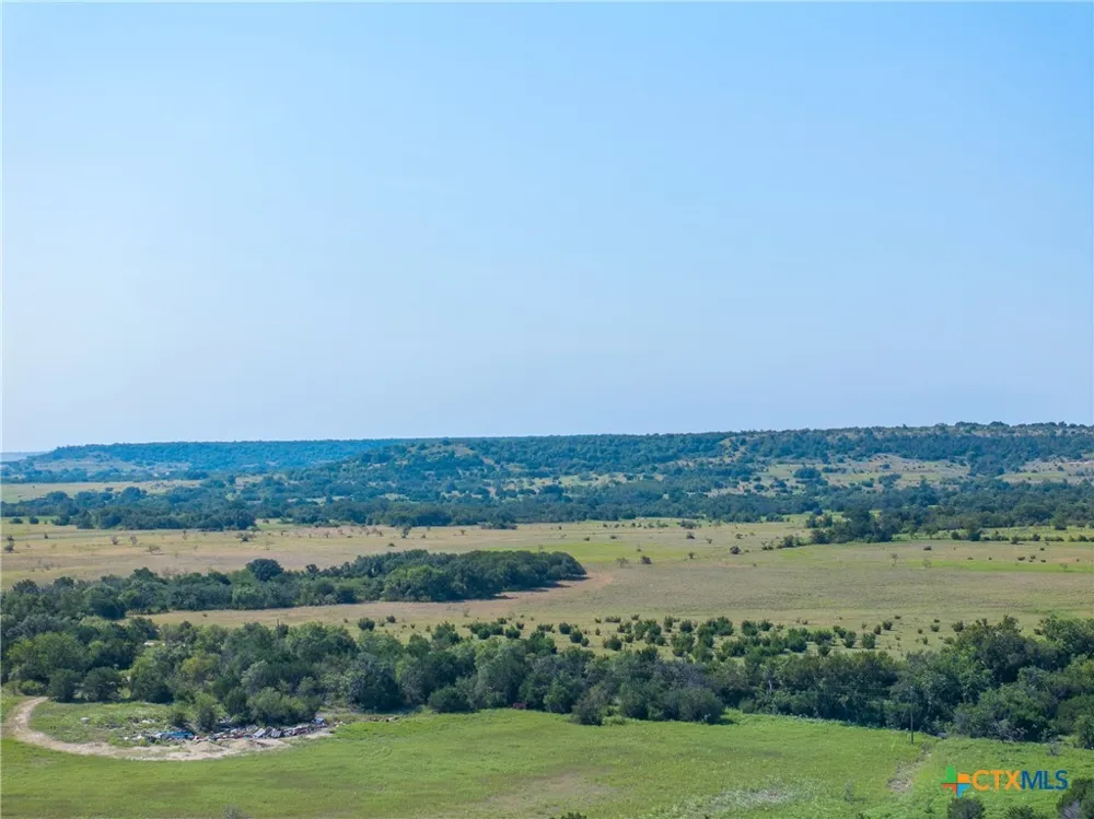County Road 520 Hamilton, TX 76531