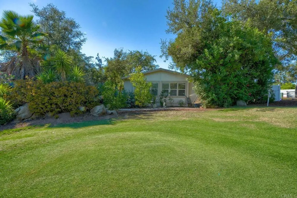 18218 Paradise Mountain Rd Spc 80 #Lot 80 Valley Center, CA 92082