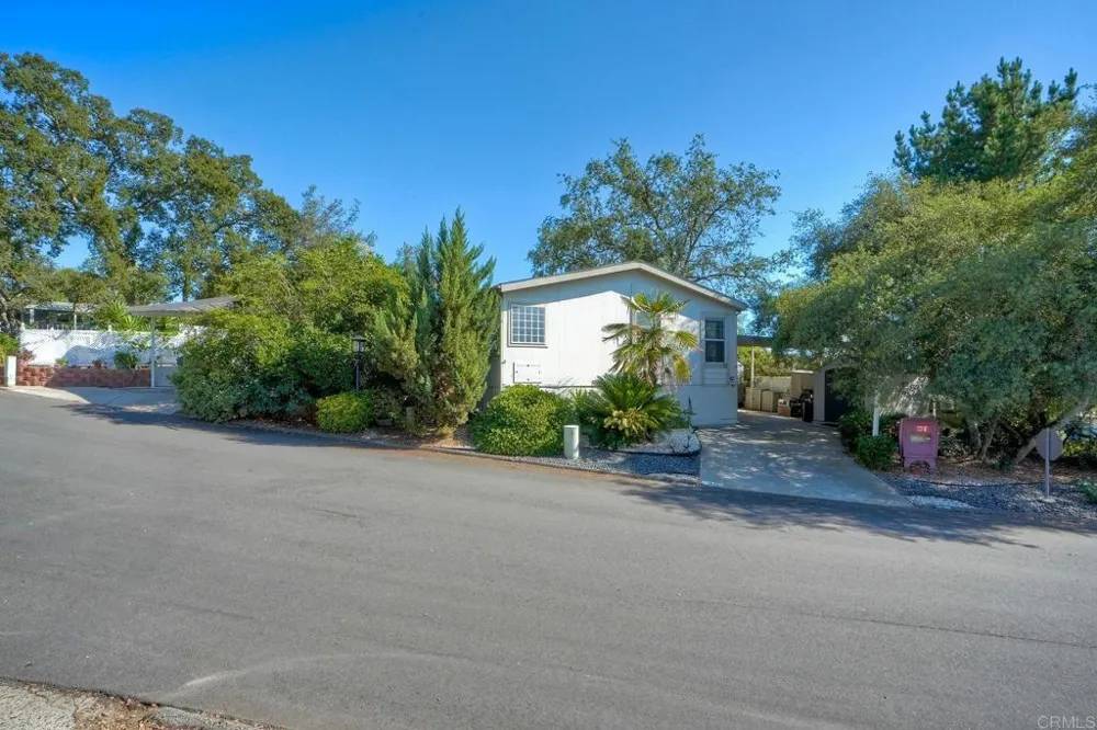 18218 Paradise Mountain Rd Spc 80 #Lot 80 Valley Center, CA 92082