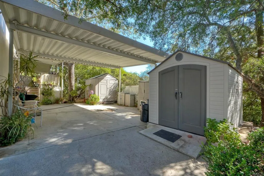 18218 Paradise Mountain Rd Spc 80 #Lot 80 Valley Center, CA 92082