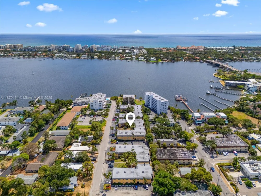 200 Croton Ave #104 Lantana, FL 33462