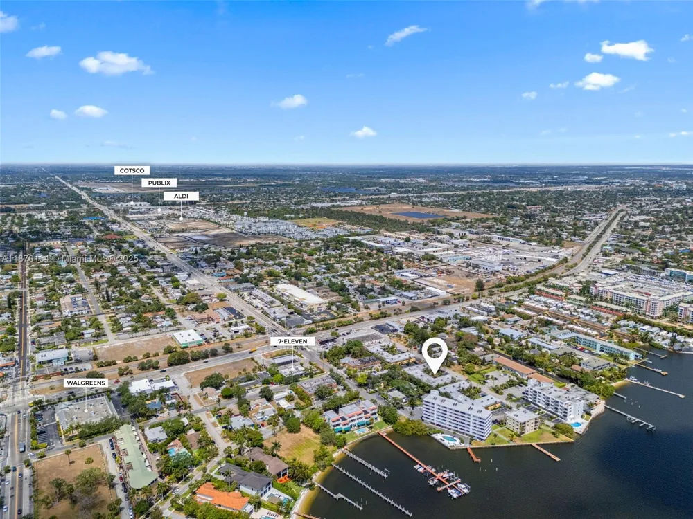 200 Croton Ave #104 Lantana, FL 33462