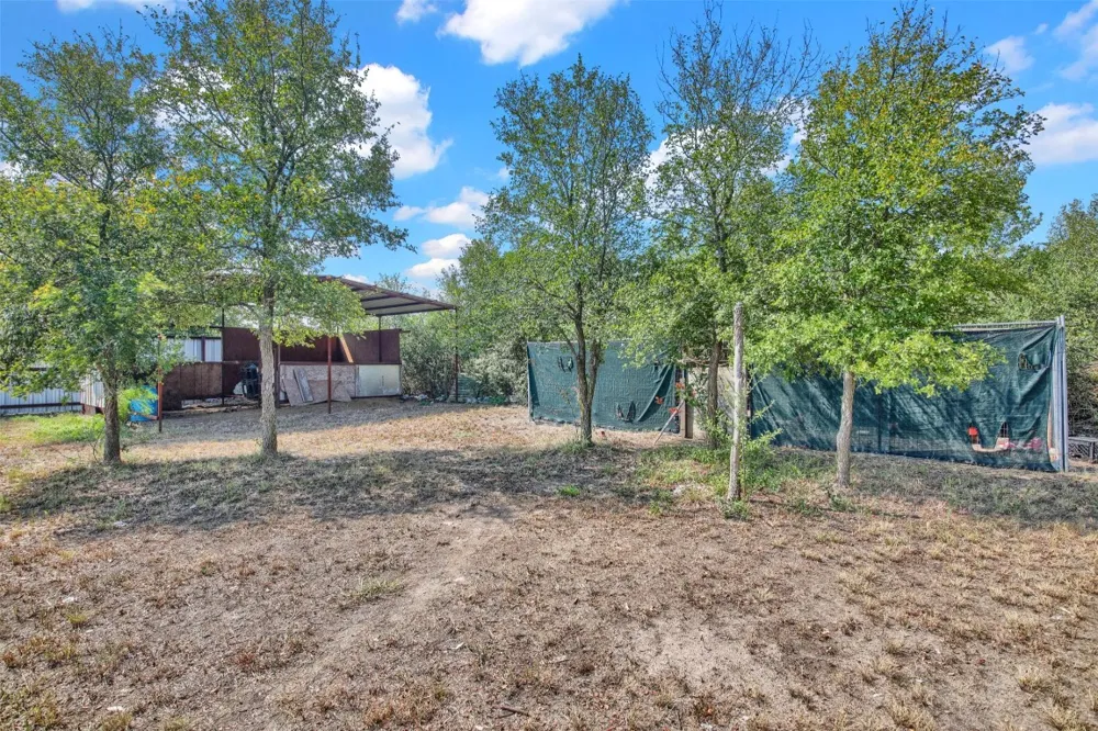 120 Rio Vista Ranch Road Del Valle, TX 78617