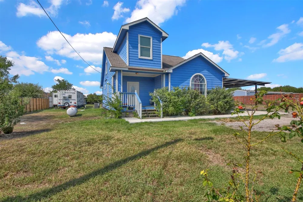 120 Rio Vista Ranch Road Del Valle, TX 78617