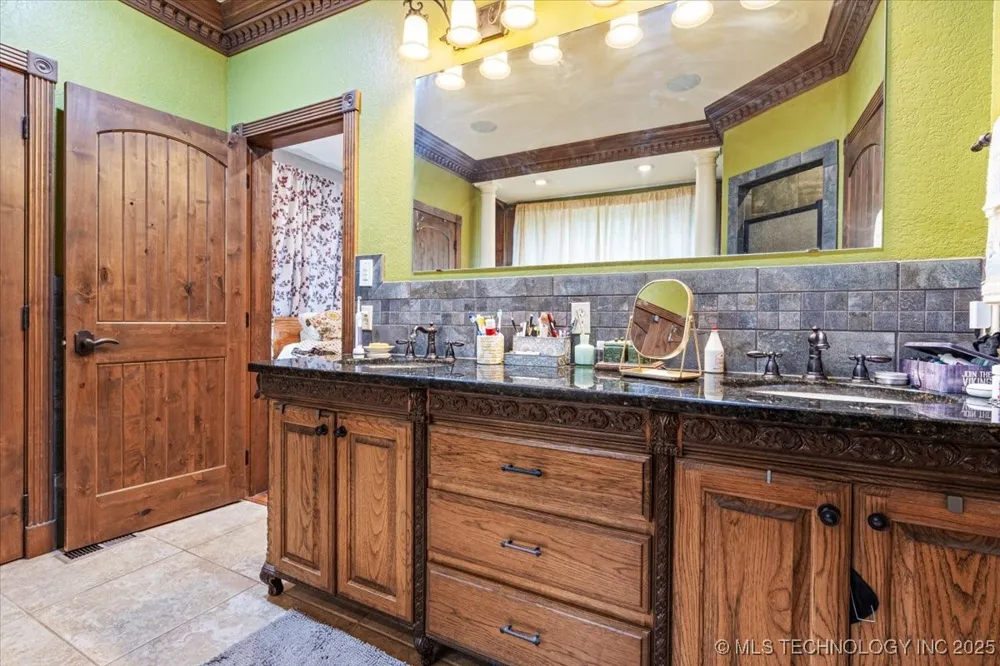 84799 S 4728 ROAD Stilwell, OK 74960