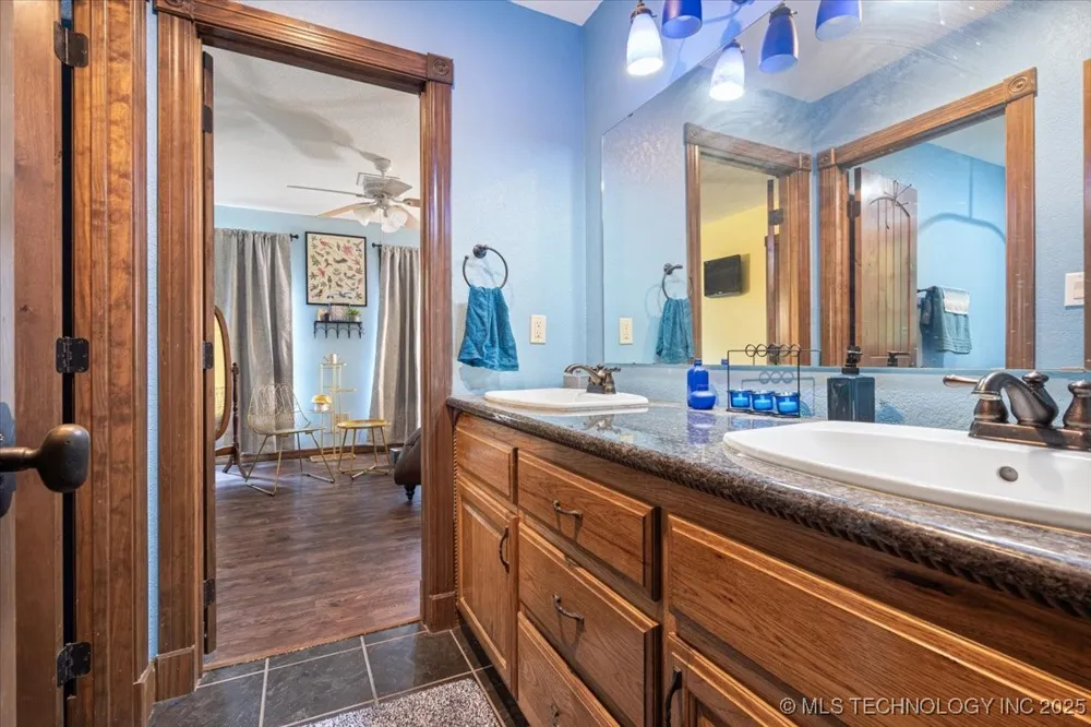 84799 S 4728 ROAD Stilwell, OK 74960