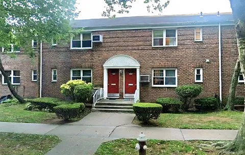 230-06 Kingsbury Avenue #B