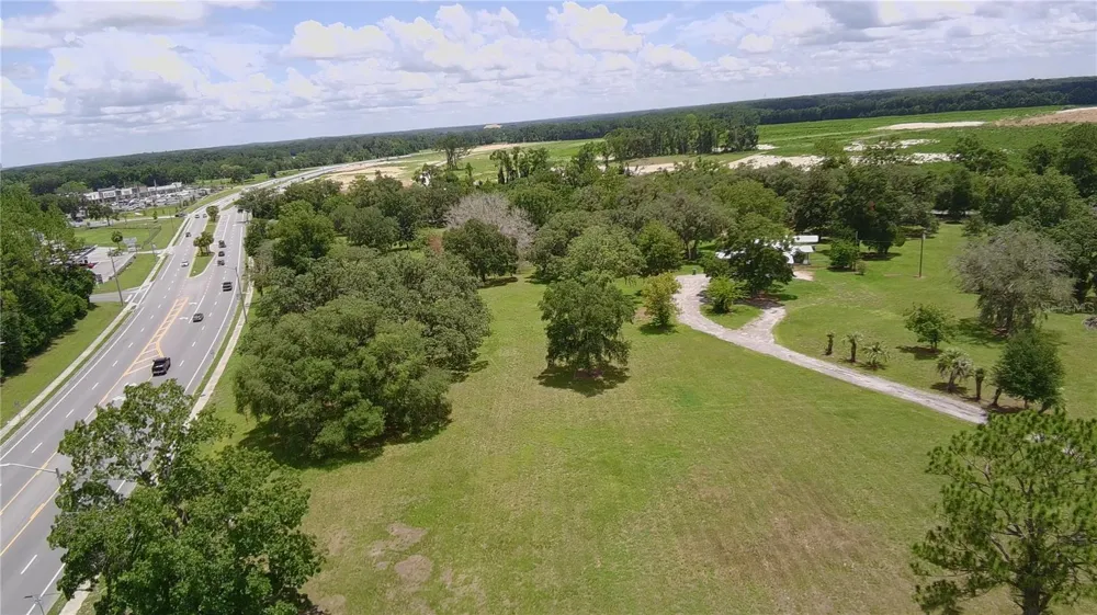 24206 DOC KARELAS DRIVE Newberry, FL 32669