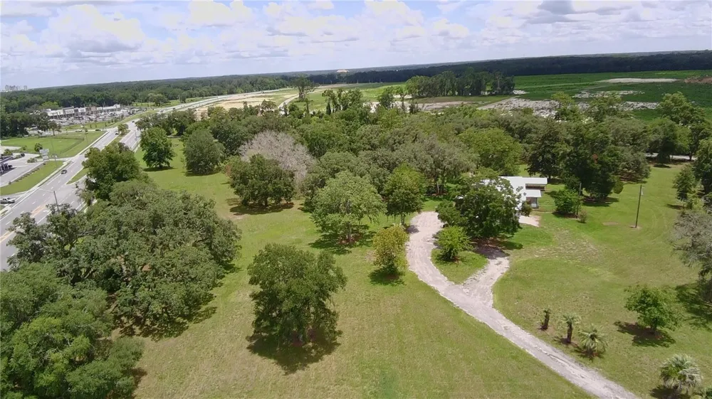 24206 DOC KARELAS DRIVE Newberry, FL 32669