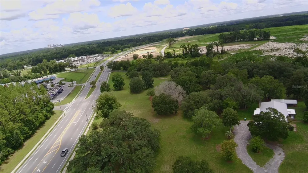 24206 DOC KARELAS DRIVE Newberry, FL 32669