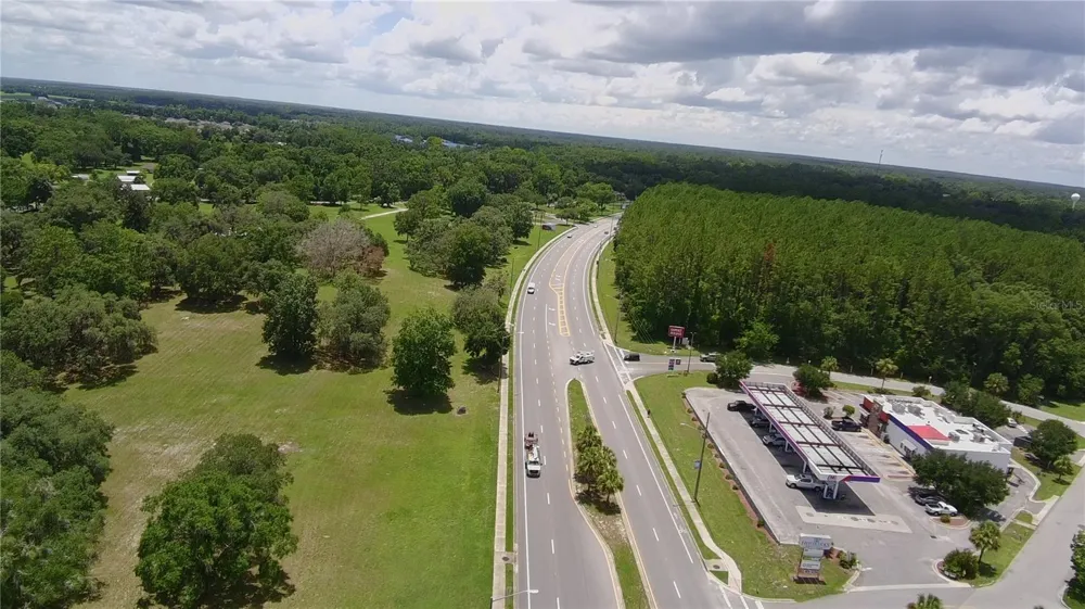 24206 DOC KARELAS DRIVE Newberry, FL 32669