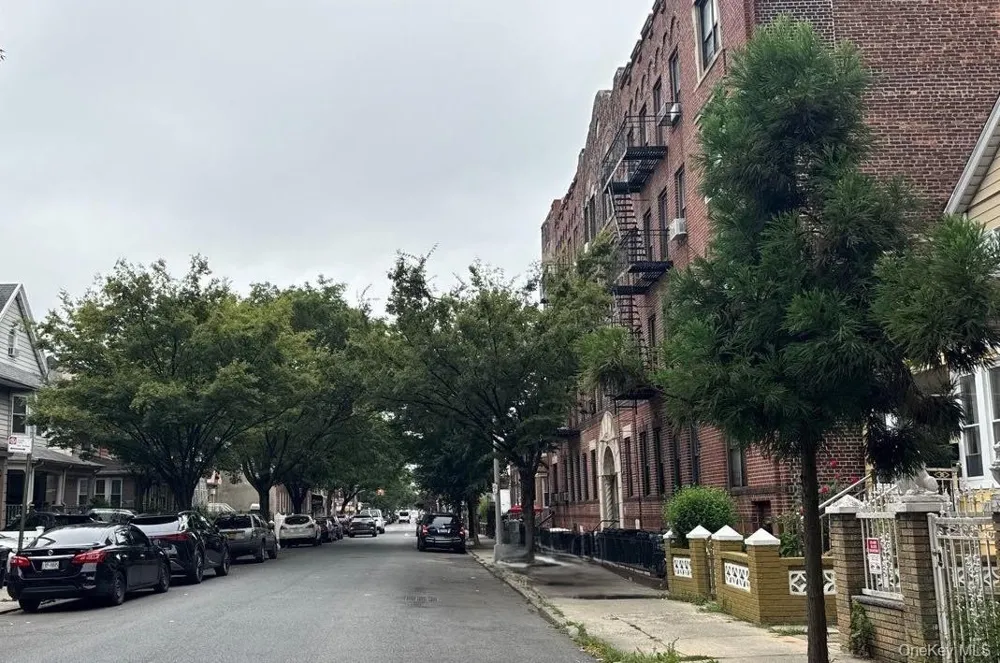 400 E 49th Street Brooklyn, NY 11203