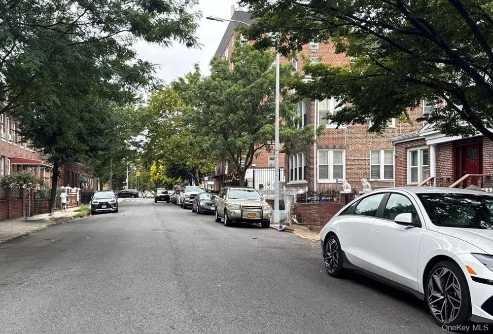 400 E 49th Street Brooklyn, NY 11203