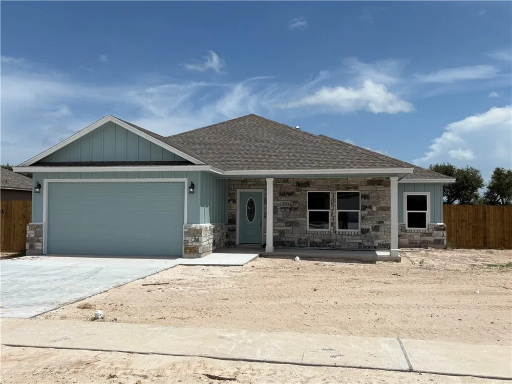 2534 Hewlett Ingleside, TX 78362