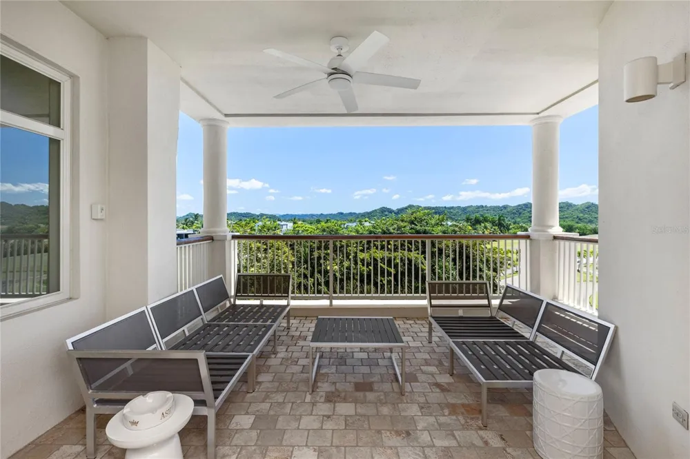 500 PLANTATION DRIVE #3-202 Dorado, PR 00646
