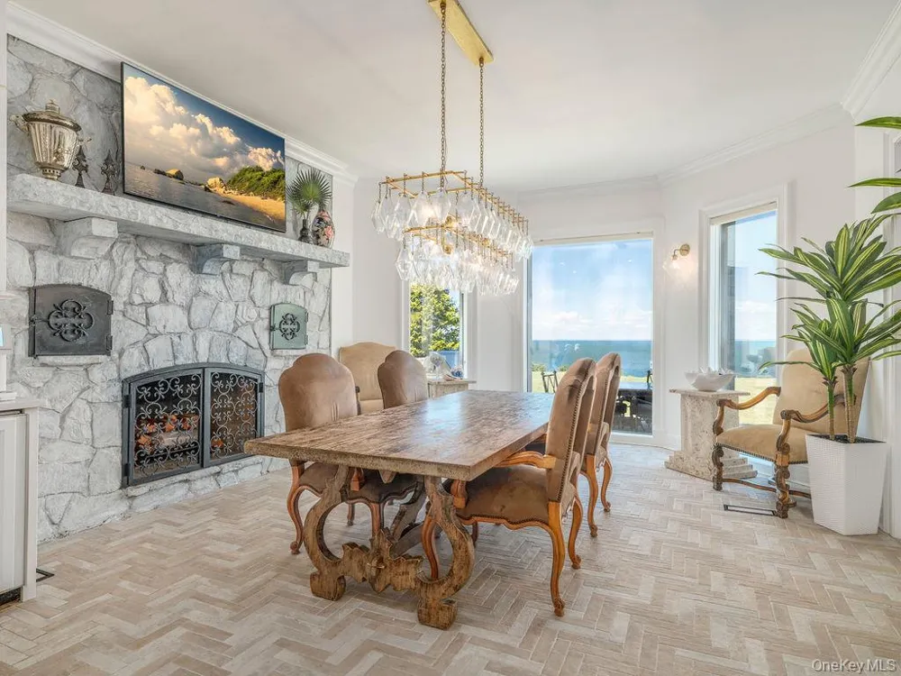 3875 Hallock Lane Mattituck, NY 11952