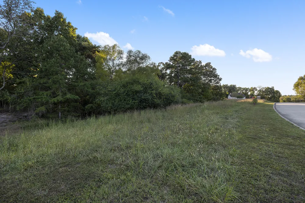 2124 Boat Hook Lane Sale Creek, TN 37373