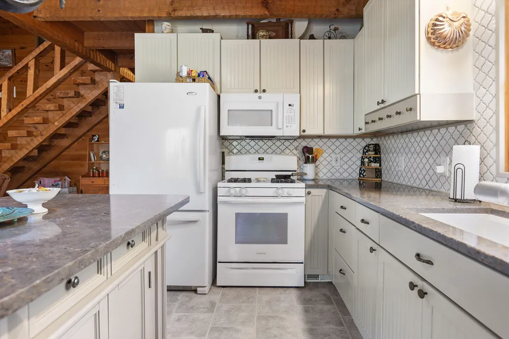 310 Rural Vale Road Tellico Plains, TN 37385