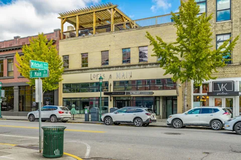 55 E Main Street