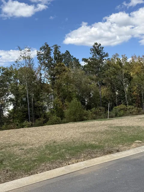 2 Creekwood