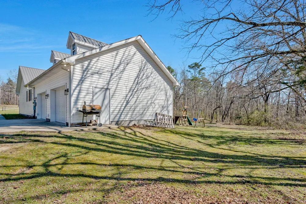 389 County Road 717 Bryant, AL 35958