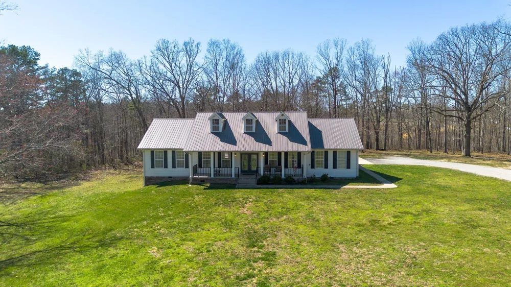 389 County Road 717 Bryant, AL 35958