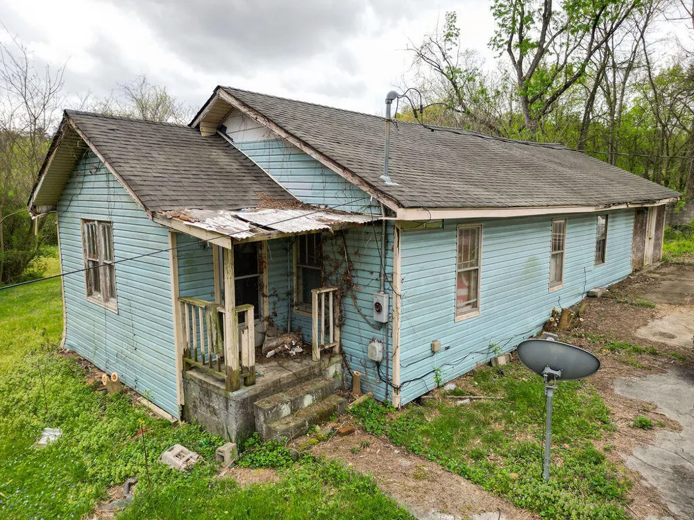 705 Park City Road Rossville, GA 30741
