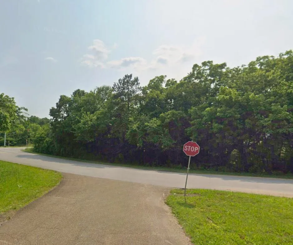 705 Park City Road Rossville, GA 30741