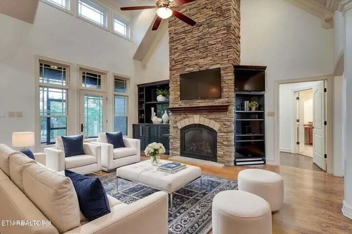 494 Chestnut Lane Loudon, TN 37774