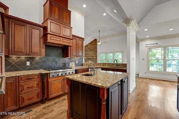 494 Chestnut Lane Loudon, TN 37774