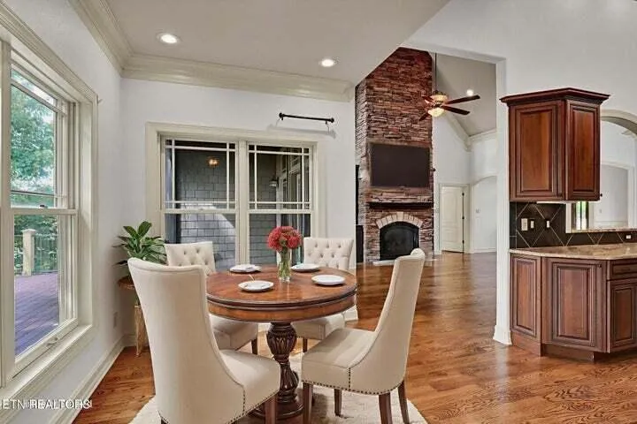 494 Chestnut Lane Loudon, TN 37774