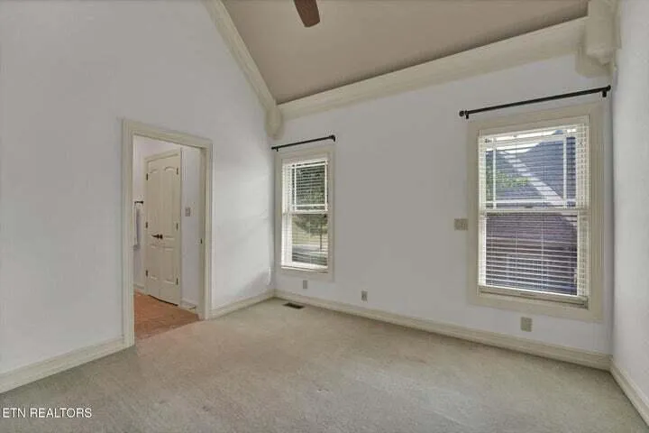 494 Chestnut Lane Loudon, TN 37774