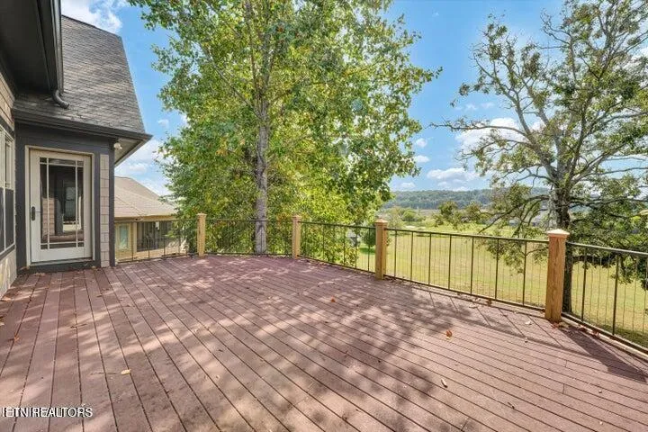 494 Chestnut Lane Loudon, TN 37774