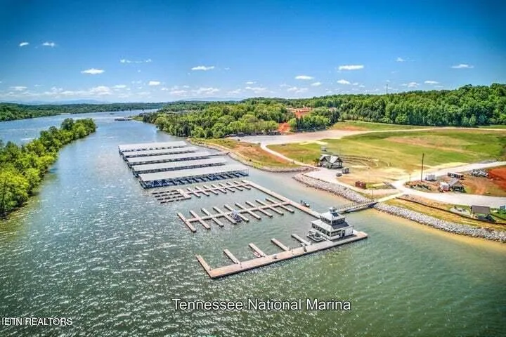 494 Chestnut Lane Loudon, TN 37774