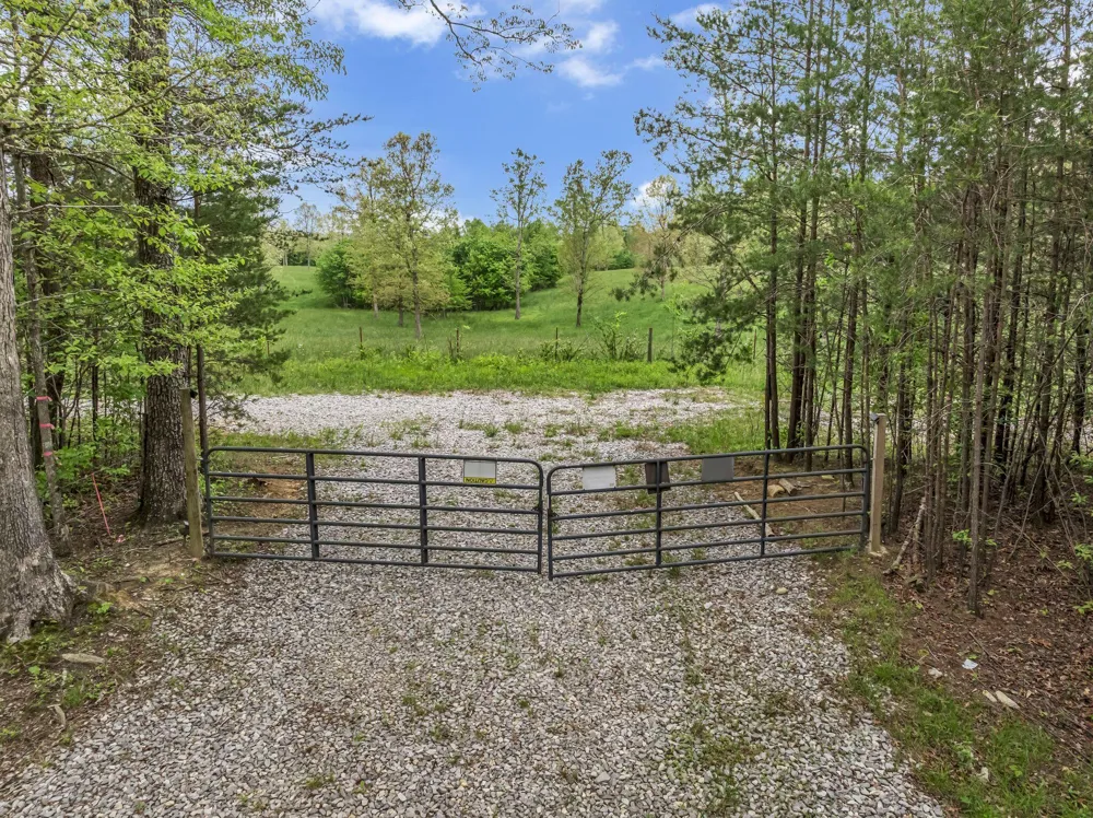 1034 Gadsden Way Spencer, TN 38585