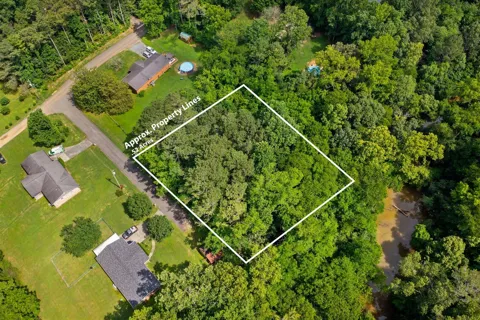 63 Cherokee Drive NE