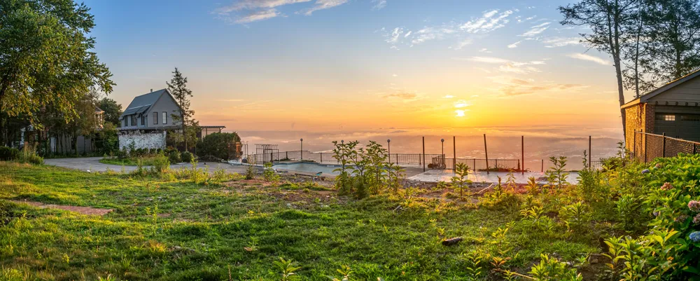 1107 E Brow Road Lookout Mountain, TN 37350