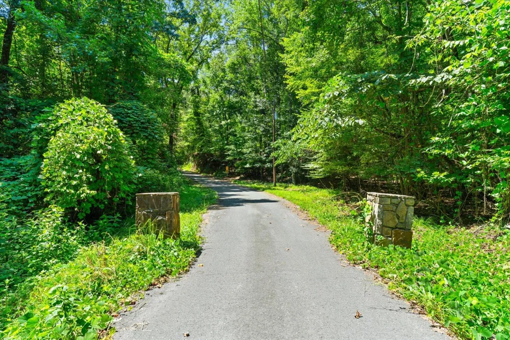 Sun Mountain Road Chatsworth, GA 30705