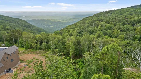 7980 Mountain Laurel Trail