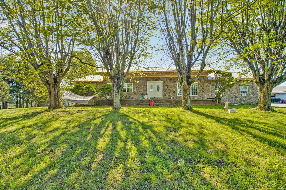 455 Muddy Branch Road Pikeville, TN 37367